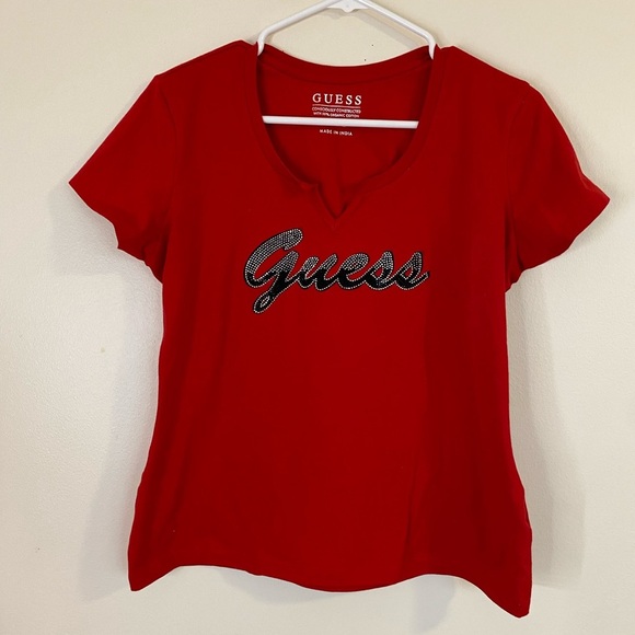 Guess Women's Red V-Neck Top Size Large - Picture 1 of 10